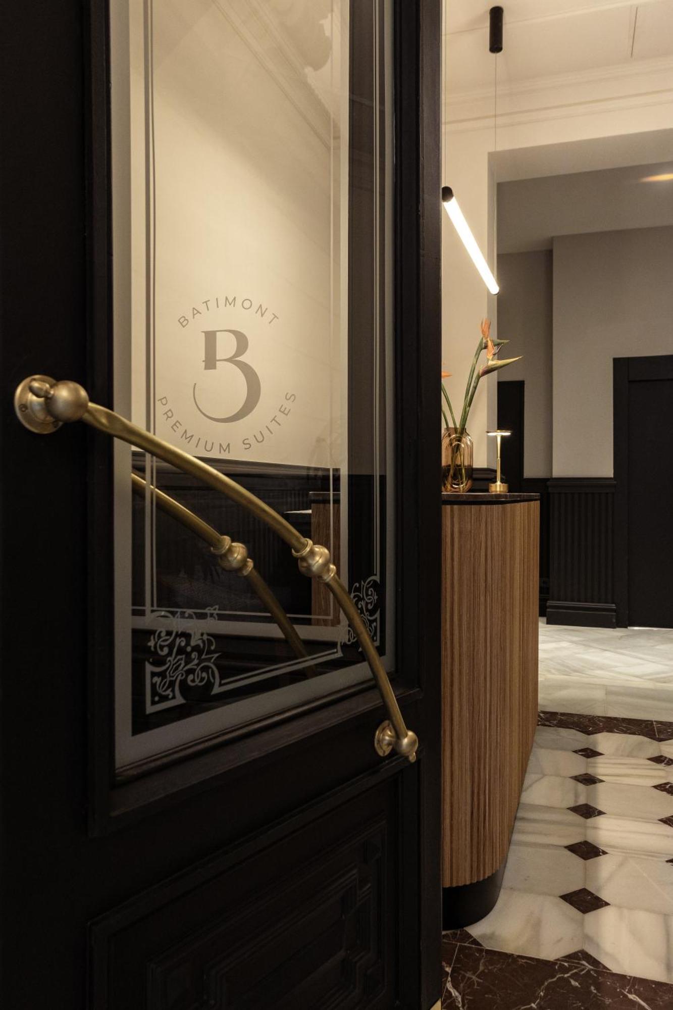 Batimont Suites & Apartments Bilbao Eksteriør billede